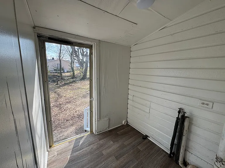 615 W Davidson Ave — Photo 8