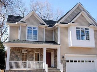 1924 Leonard Rd, Falls Church, VA 22043