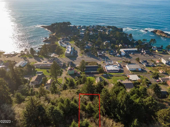 100 NE Vista Terrace Ave #3&4, Depoe Bay, OR 97341