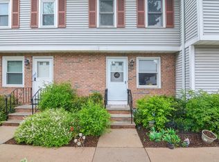 81-81 Grew Ave #B, Roslindale, MA 02131