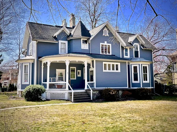 66 Beaver St APT 3, Sewickley, PA 15143