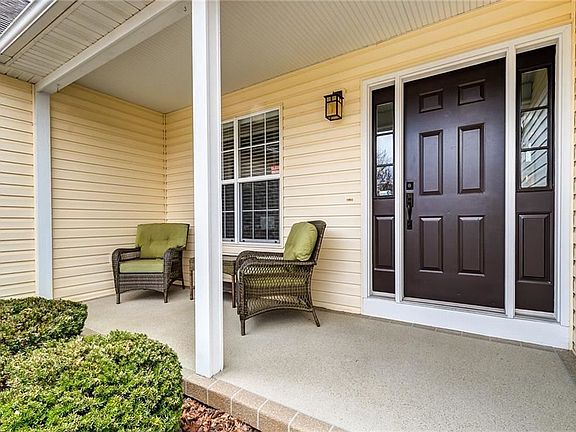 3rd image of 4307 Lazybrook Cir