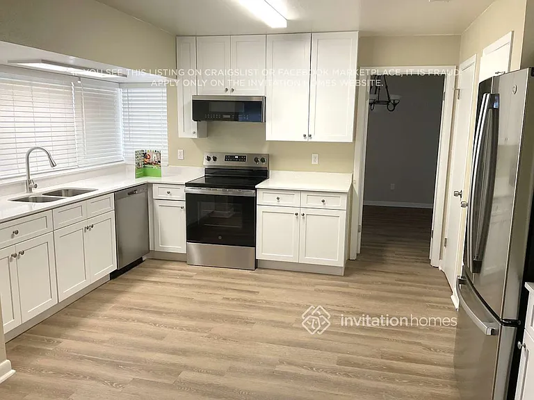 2354 Markingham Rd — Photo 4