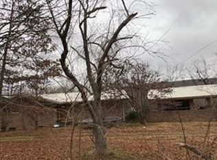 408 N Center St, Marshall, AR 72650