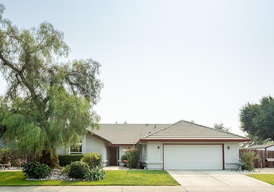1st image of 3557 Yorktown Dr