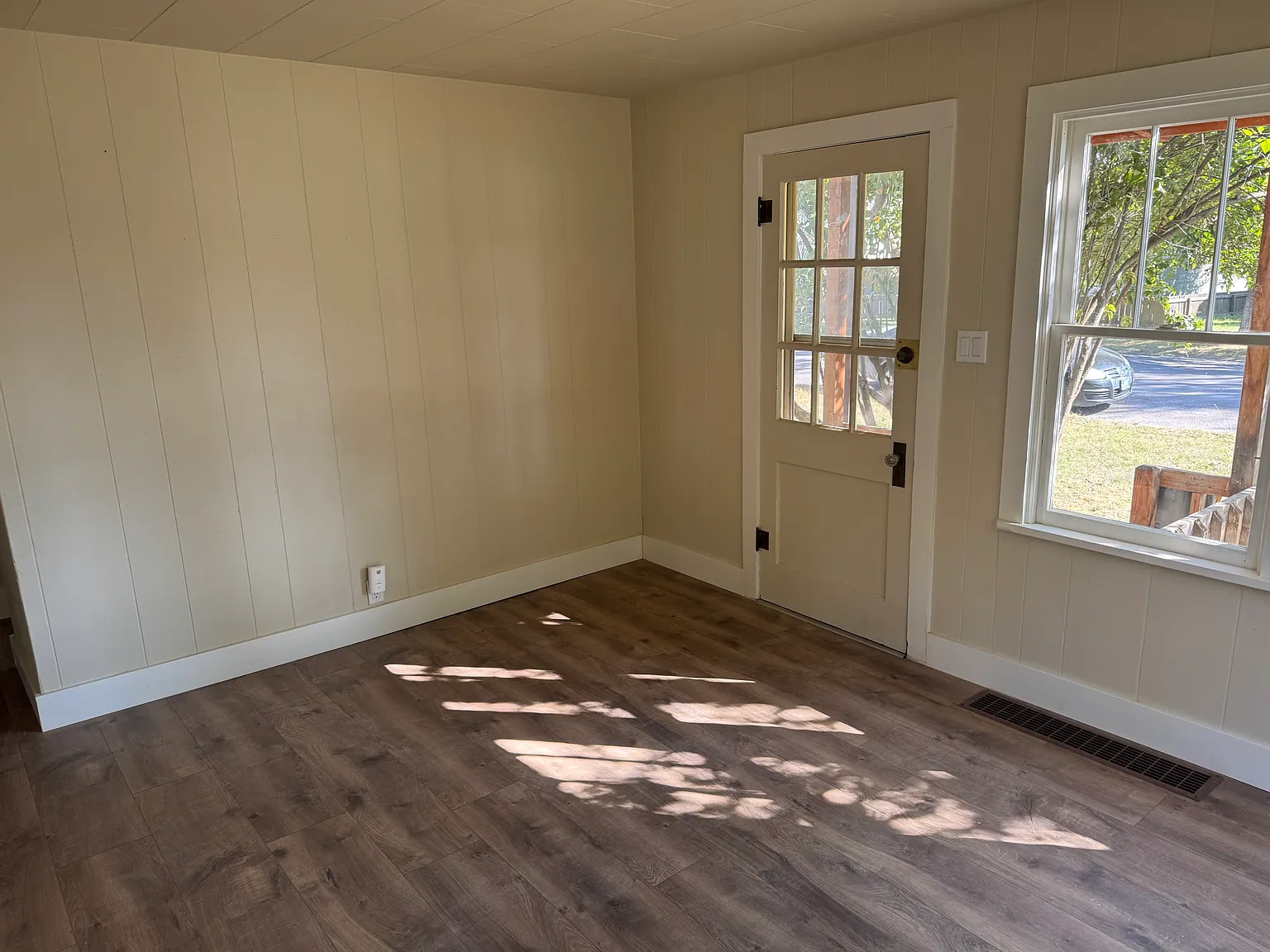 2 bed, $1,895 — Photo 2