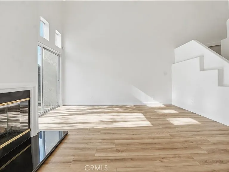 356 Carrione Ct — Photo 21