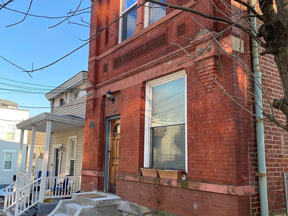 1st image of 427 Klotter Ave #2