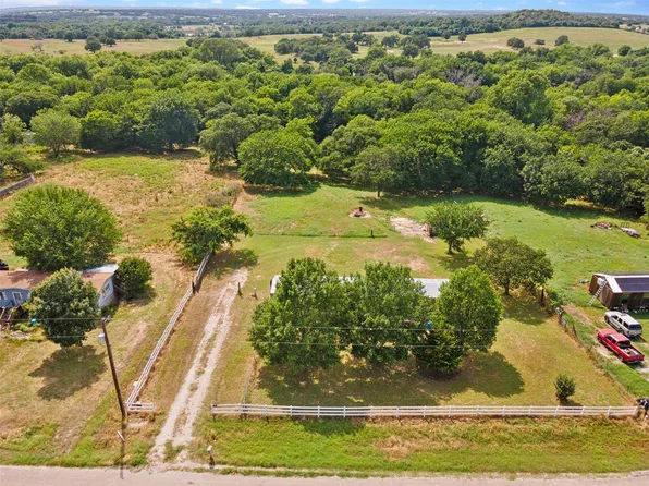 190 Valley Lake Ln, Springtown, TX 76082