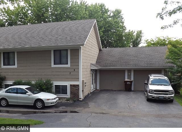 1st image of 7 Somerset Dr
