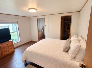 3240 Penland Pkwy TRAILER 374, Anchorage, AK 99508