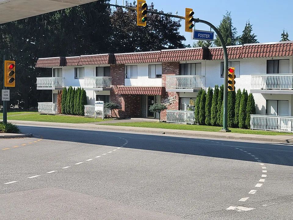 3055 North Rd #107