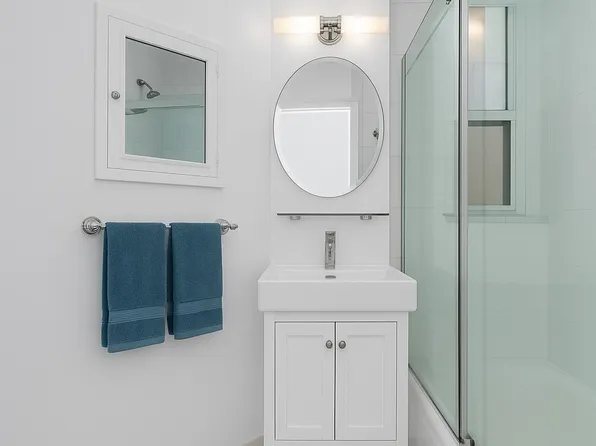 10 Mitchell Place image 5 of 6