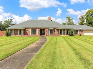 601 Orchard Dr, Lake Charles, LA 70605