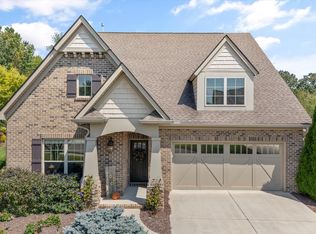 818 Briarstone Ln, Farragut, TN 37934
