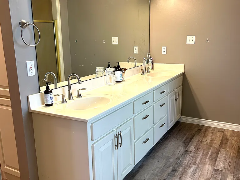 8906 Ellerslie Cir — Photo 15