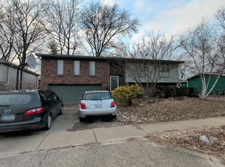 4523 Lawson Dr, Decatur, IL 62526