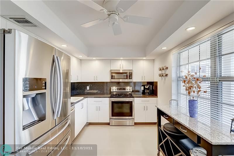 1st image of 3499 Oaks Way APT 502