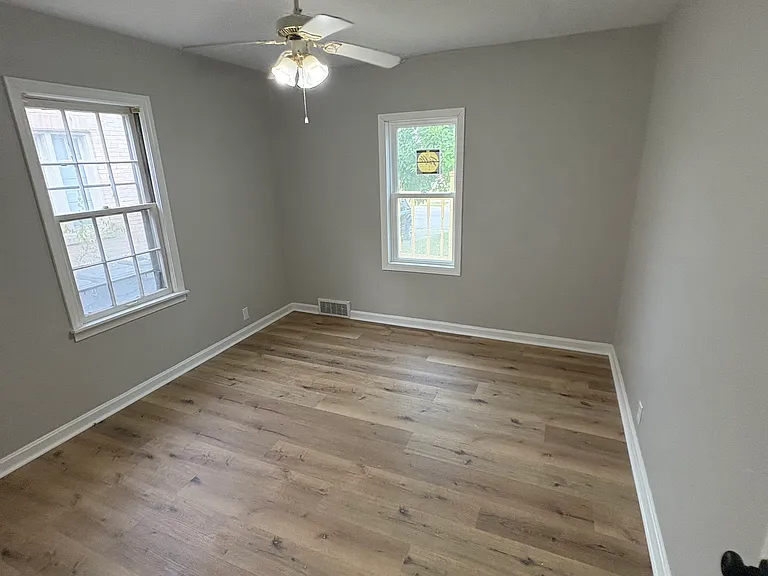 424 S Jameson Ave — Photo 27