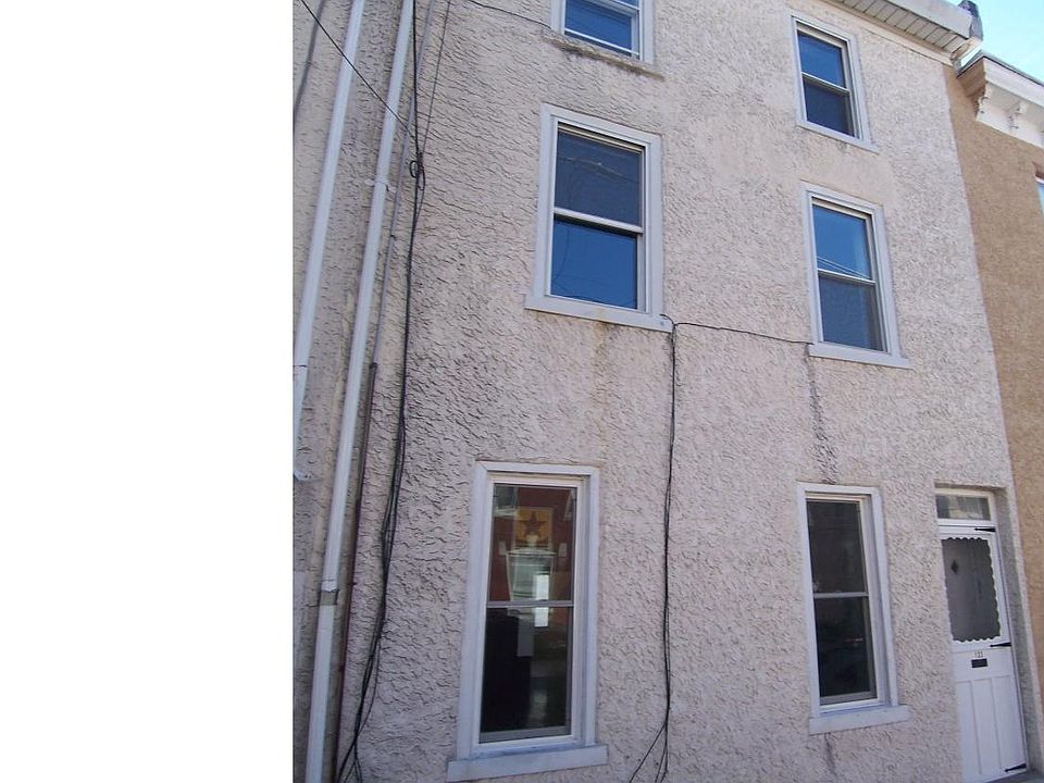 1st image of 133 Jamestown St