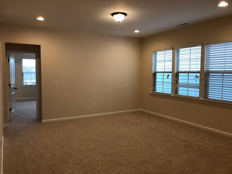 1209 Canyon Shadows Ct — Photo 10