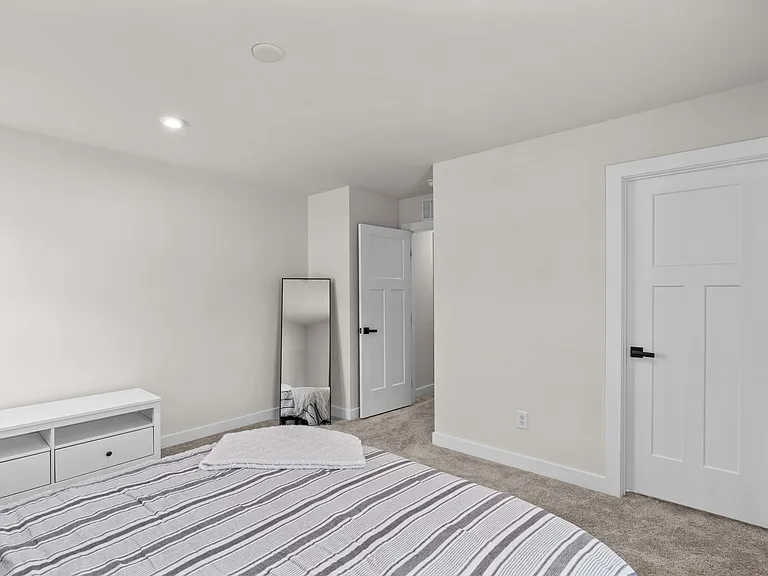 14321 Sunnyhill Grove Rd — Photo 37