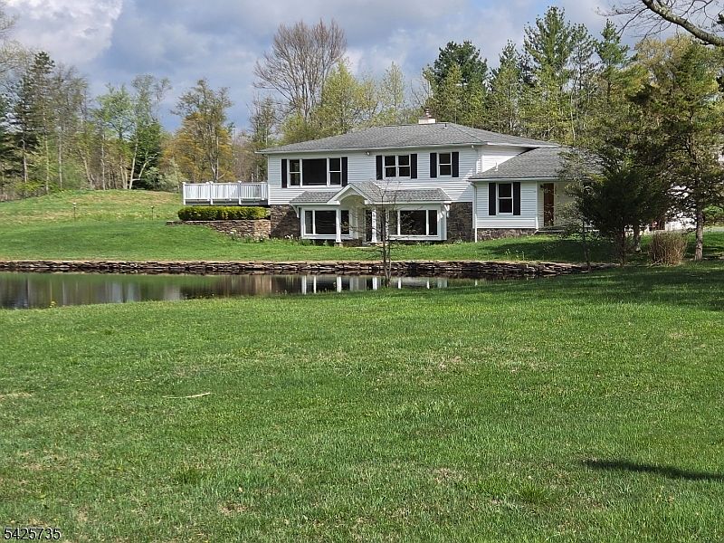 2nd image of 194 Locktown Flemington Rd