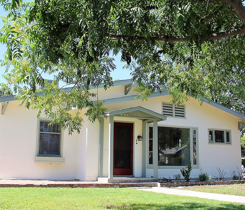 1st image of 717 W Kaweah Ave