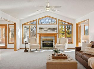 4950 Valley Forge Ln N, Plymouth, MN 55442