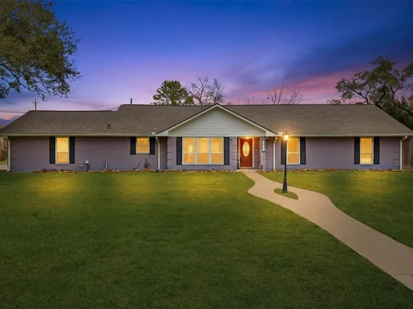 15526 Jersey Dr, Jersey Village, TX 77040