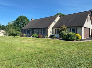 372 Sawmill Rd, New Providence, PA 17560