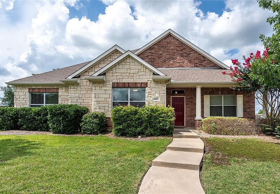 1st image of 3684 Laurel Crossing Dr