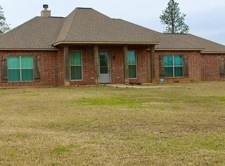 83 Nadrchal Rd, Deville, LA 71328