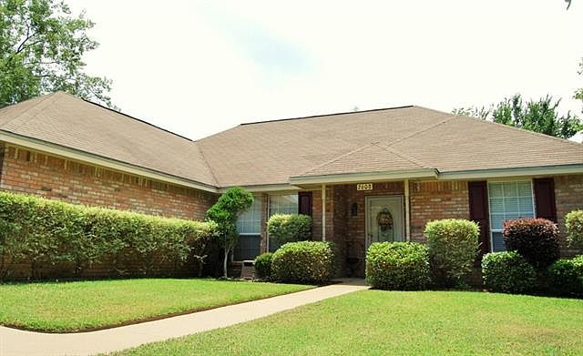 1st image of 2608 Sandy Ln