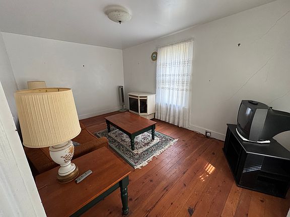 4th image of 14065 S Middle Rd