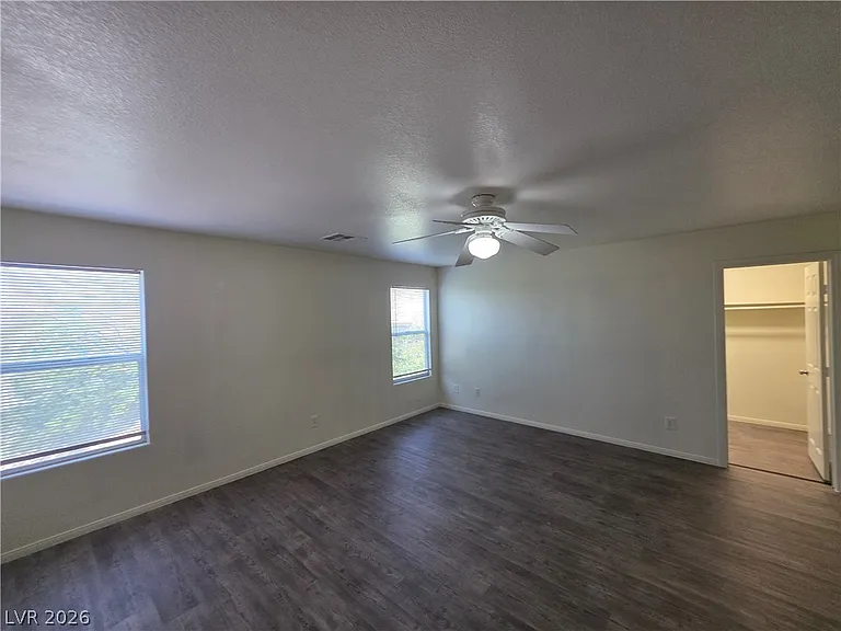 10799 Flame Vine Ct — Photo 35