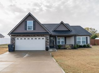 402 Newfield Ct, Inman, SC 29349