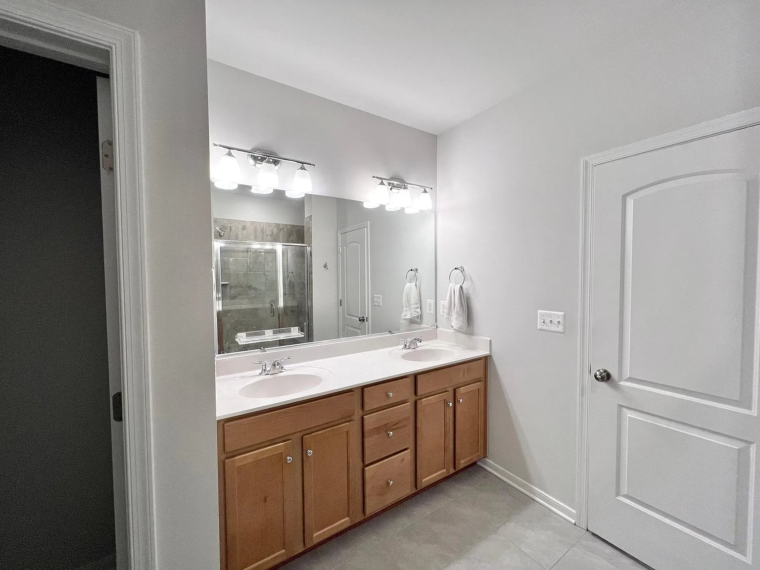 3 bed, 2.5 bath, 1524 sqft, $2,250 — Photo 3