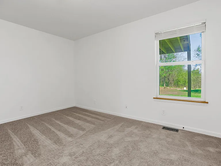5131 Woodland Dr — Photo 12