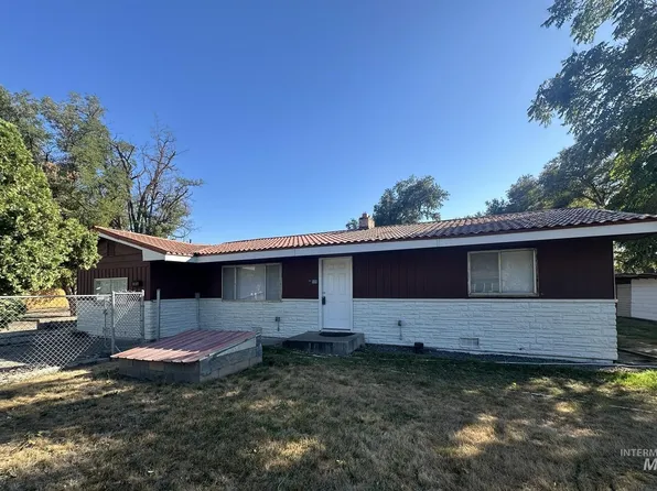 385 Anchor St, Ontario, OR 97914