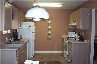 2nd image of 7 Twin Falls Dr