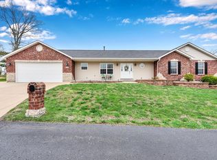 5005 Coffman Ln, Imperial, MO 63052