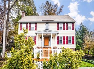 5213 Fairlake Ln, Glen Allen, VA 23060