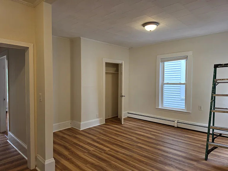 61 Oak St #2 — Photo 6