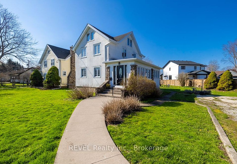 1st image of 305 Leask Ave