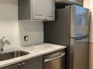61 Park Dr APT 23, Boston, MA 02215
