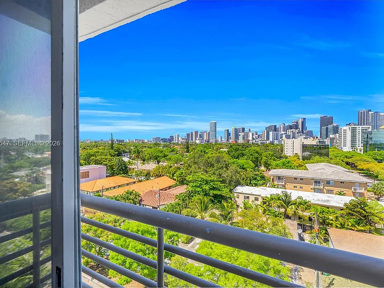 2400 SW 3rd Ave #706 — Photo 12