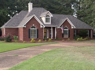 113 Shadia Dr, Clinton, MS 39056