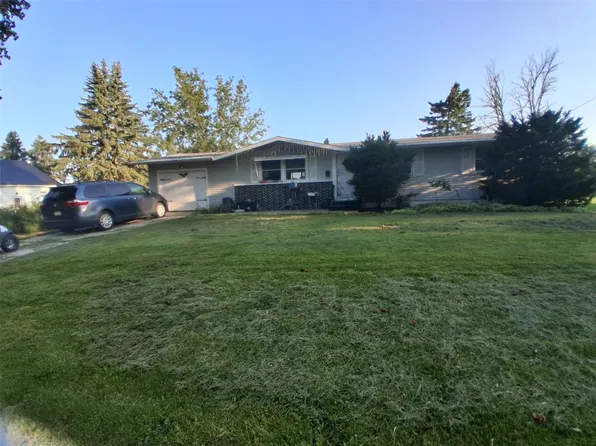 710 10th Ave, Ackley, IA 50601