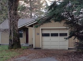 2455 June St, Hood River, OR 97031